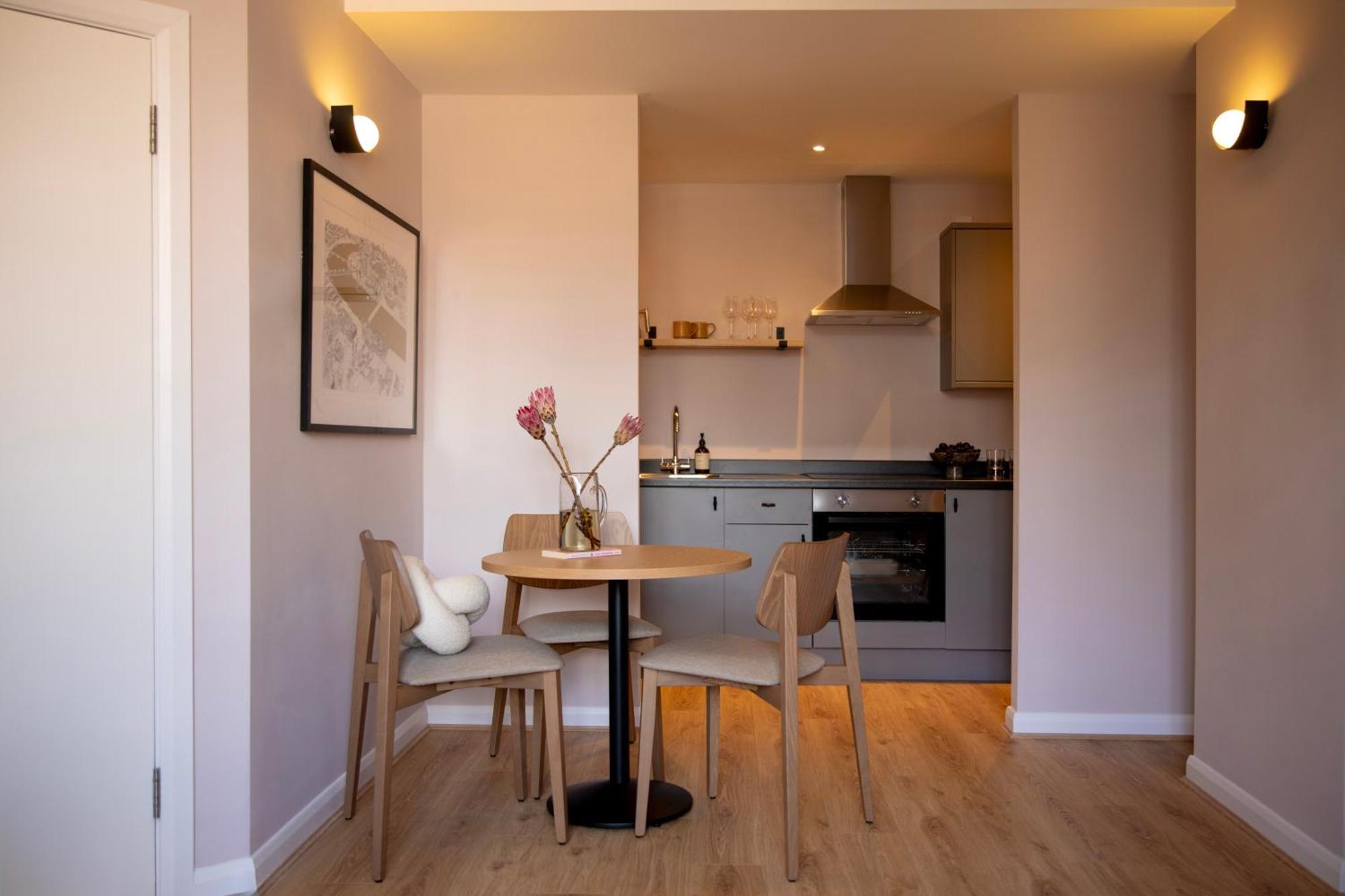 Bob W St Paul'S Apartment London Room photo